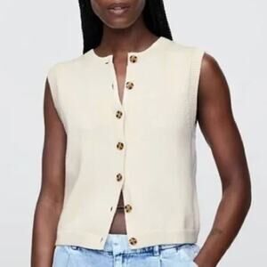 GAP Cropped Sleeveless Button Down Cardigan Sweater Vest Cream sz L Cottagecore